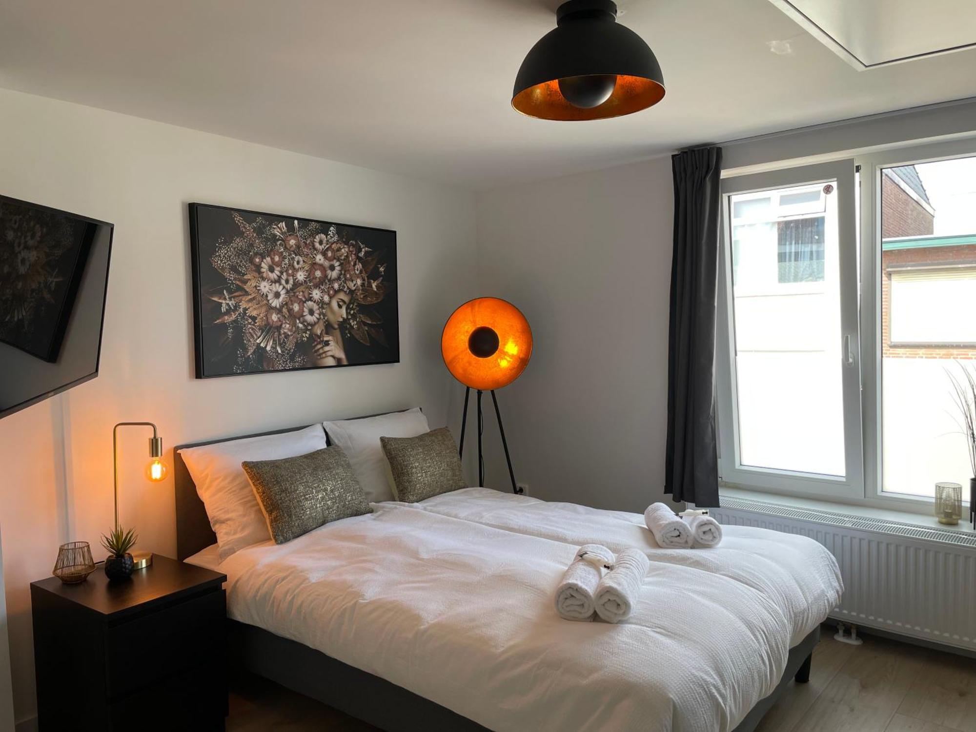 B&K Urban City Suites Tilburg Ngoại thất bức ảnh
