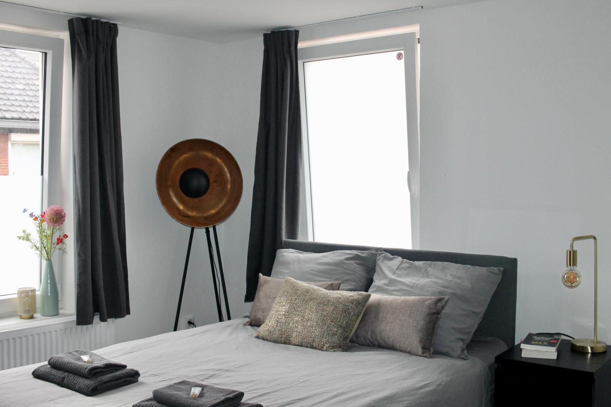 B&K Urban City Suites Tilburg Ngoại thất bức ảnh