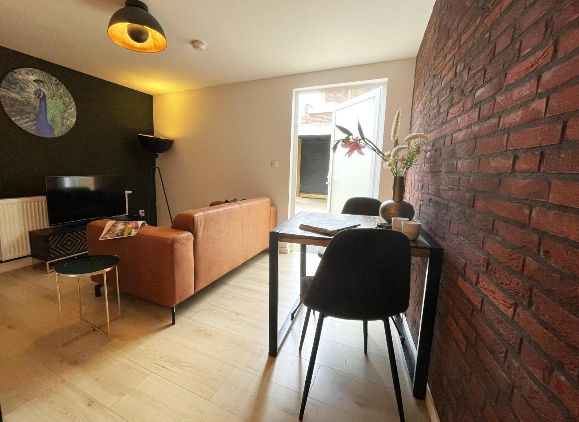 B&K Urban City Suites Tilburg Ngoại thất bức ảnh