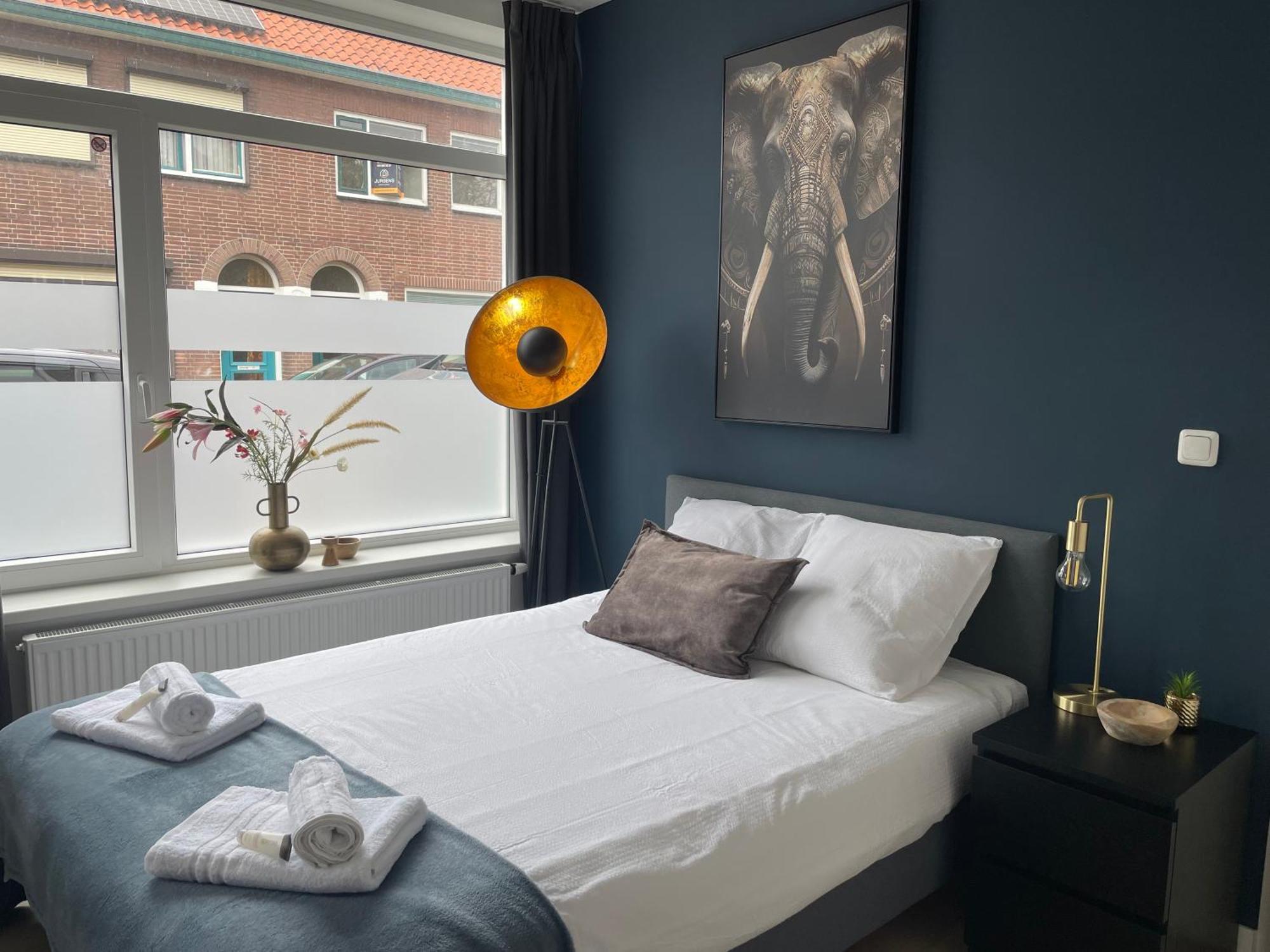 B&K Urban City Suites Tilburg Ngoại thất bức ảnh