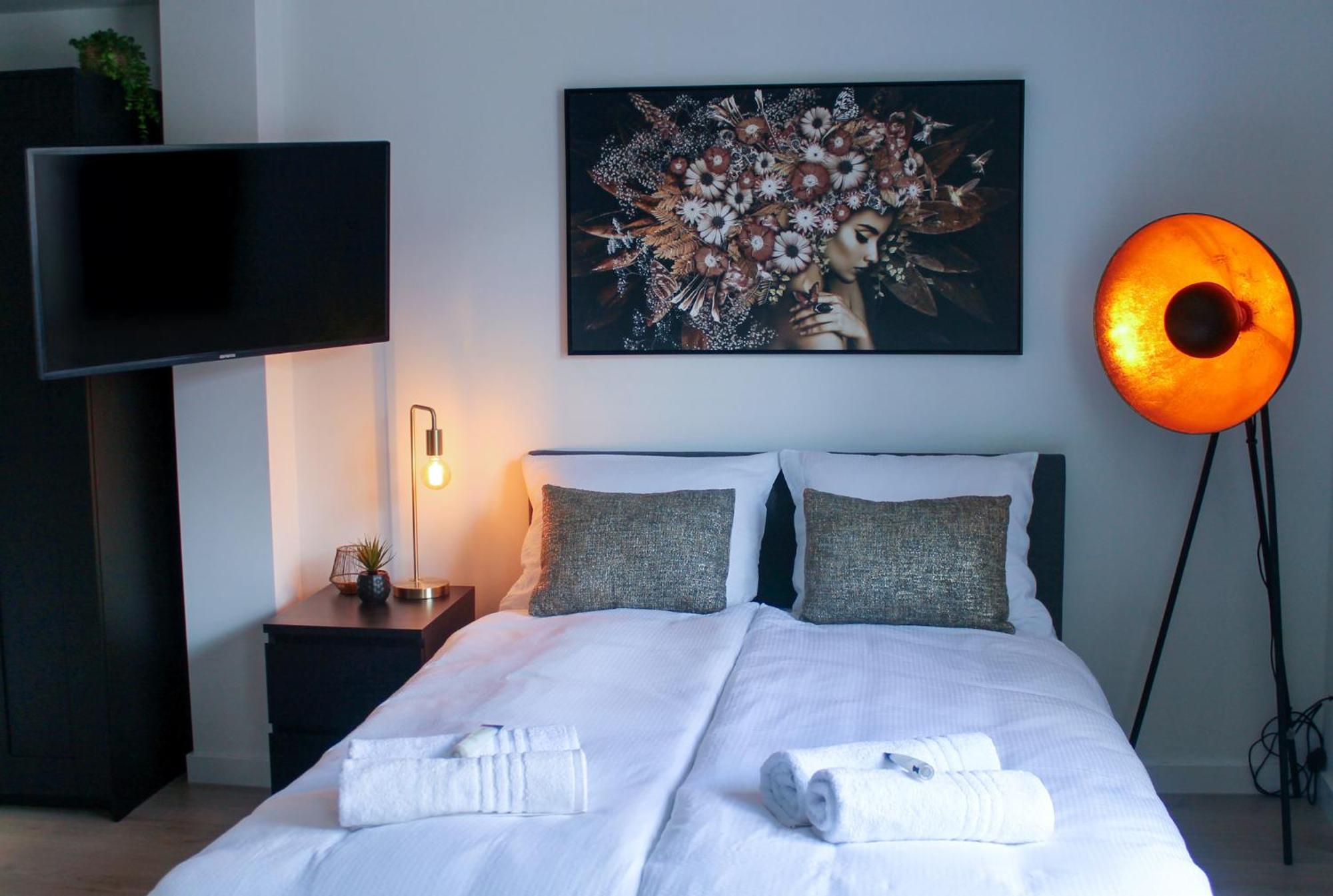 B&K Urban City Suites Tilburg Ngoại thất bức ảnh