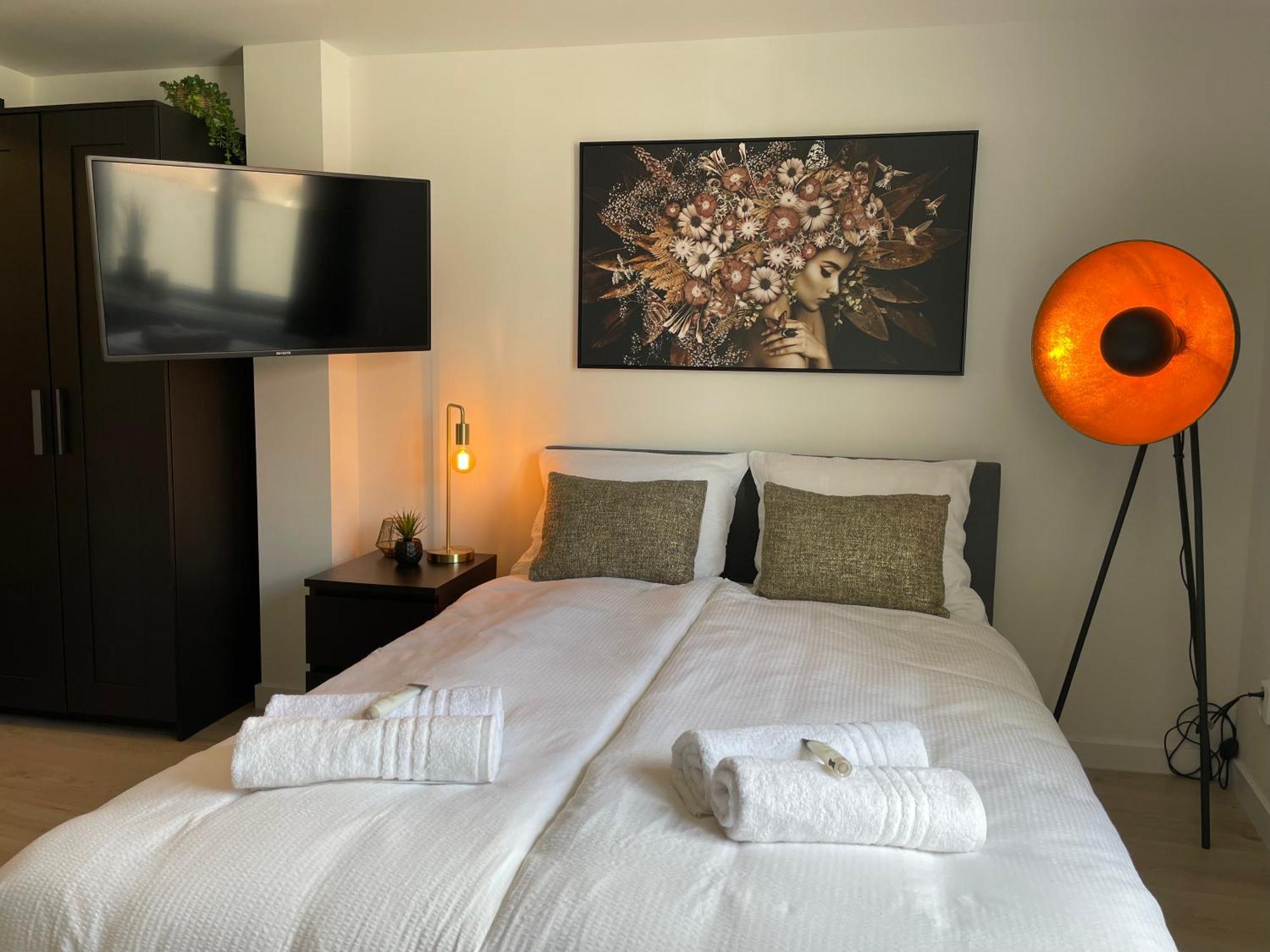 B&K Urban City Suites Tilburg Ngoại thất bức ảnh