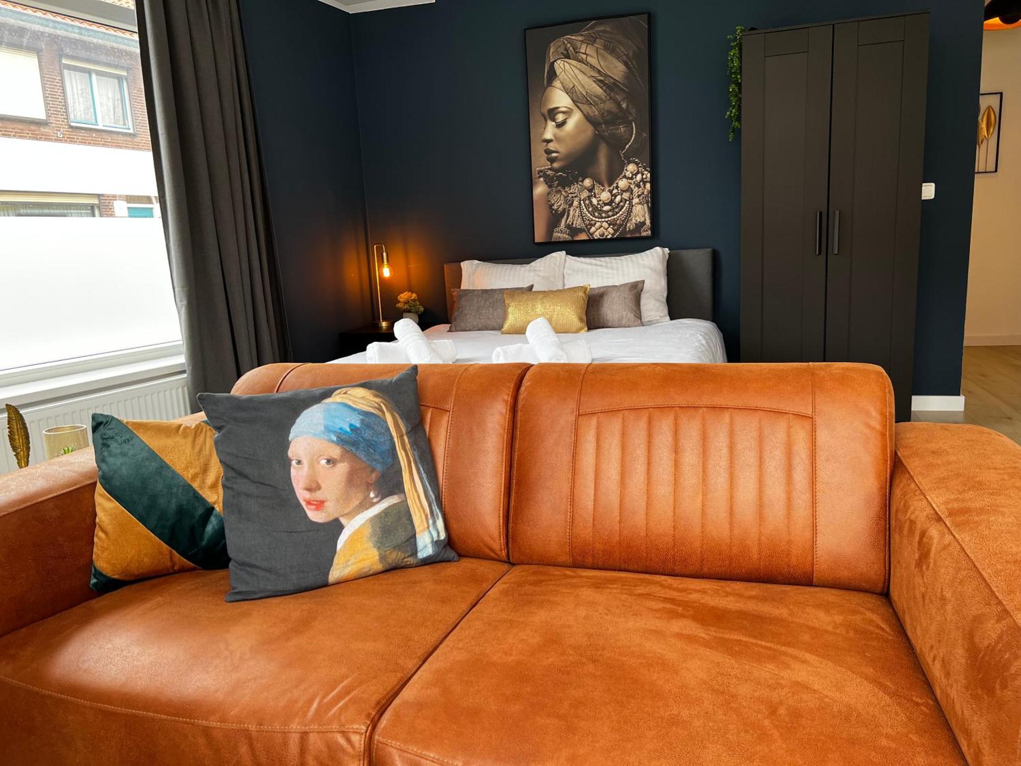 B&K Urban City Suites Tilburg Ngoại thất bức ảnh