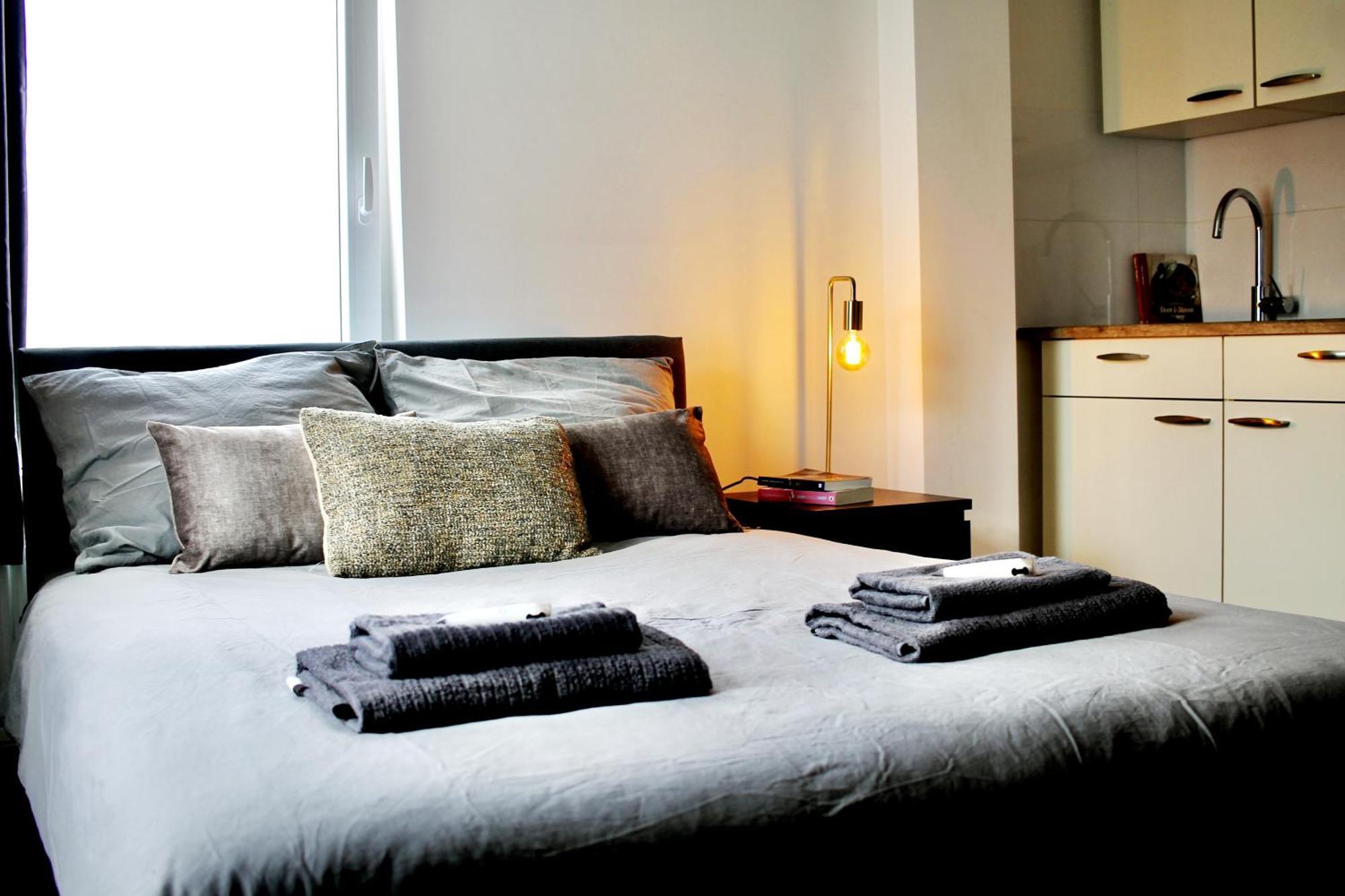 B&K Urban City Suites Tilburg Ngoại thất bức ảnh
