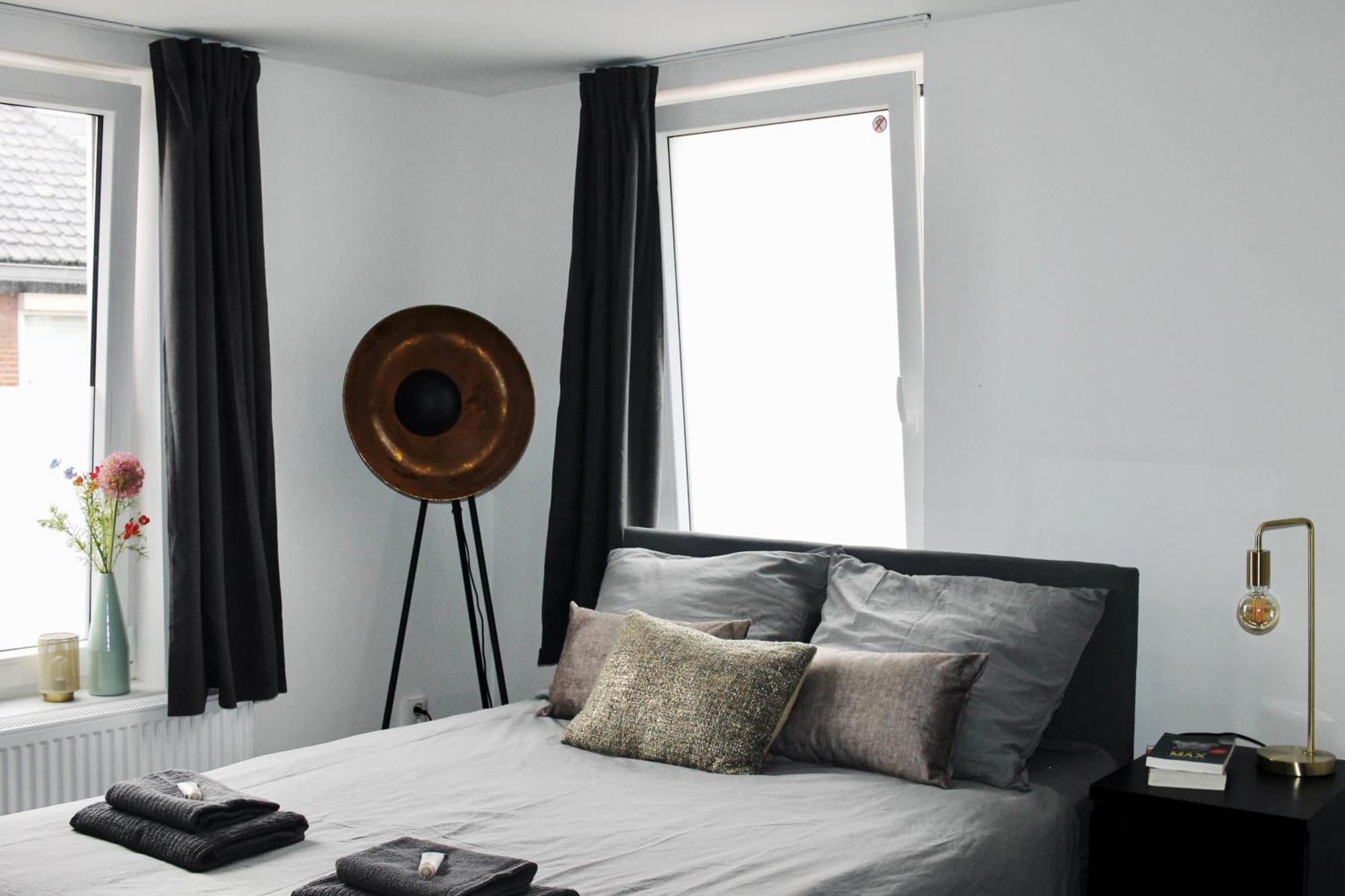 B&K Urban City Suites Tilburg Ngoại thất bức ảnh
